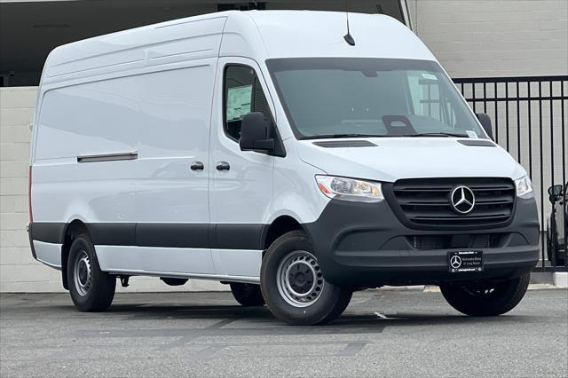 new 2025 Mercedes-Benz Sprinter 2500 car, priced at $65,382