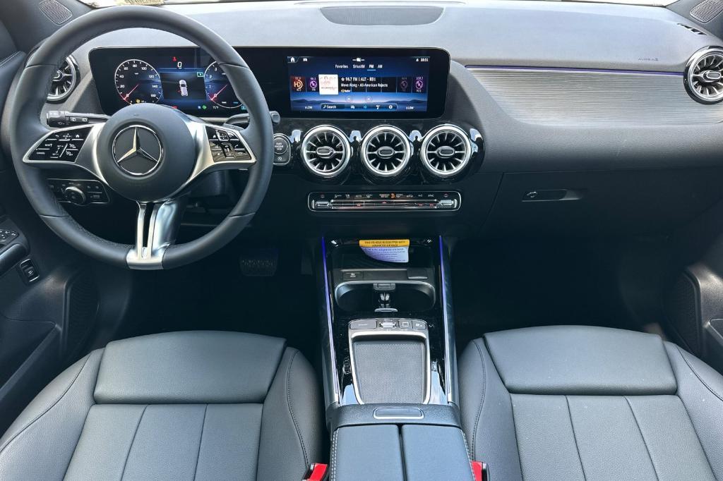 new 2025 Mercedes-Benz GLA 250 car, priced at $44,670