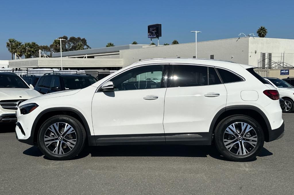 used 2025 Mercedes-Benz GLA 250 car, priced at $36,900