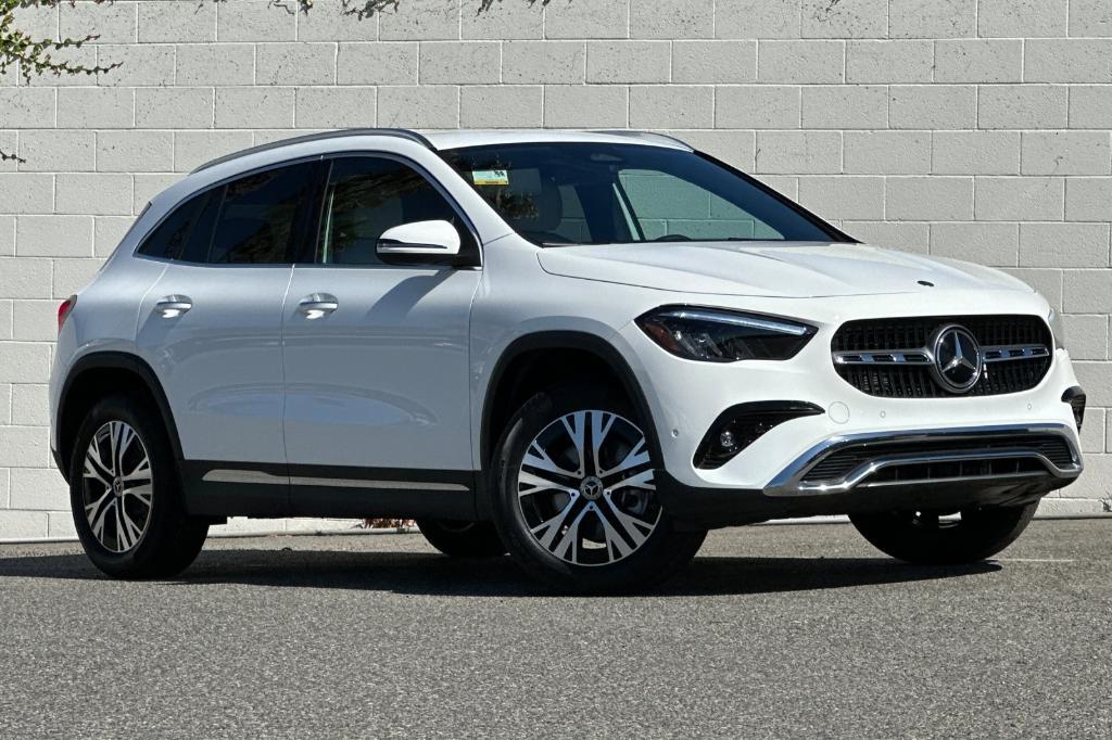used 2025 Mercedes-Benz GLA 250 car, priced at $36,900