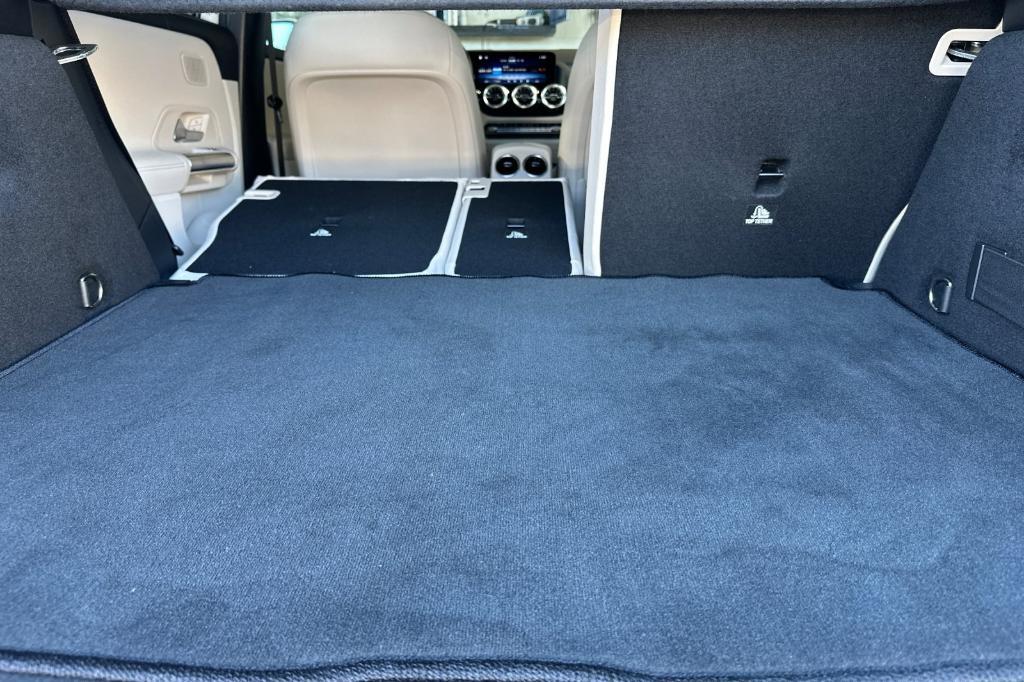 used 2025 Mercedes-Benz GLA 250 car, priced at $36,900