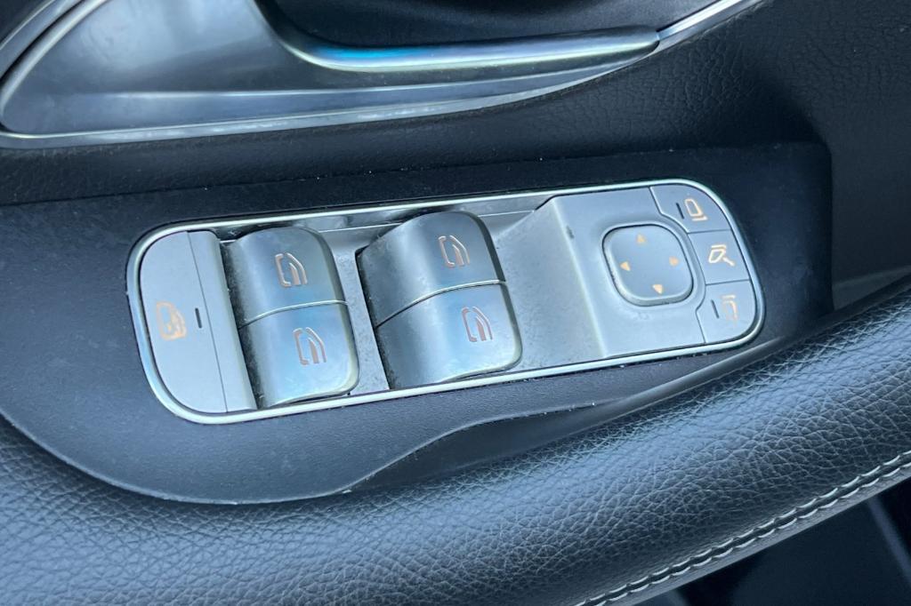 used 2022 Mercedes-Benz GLE 350 car, priced at $37,700