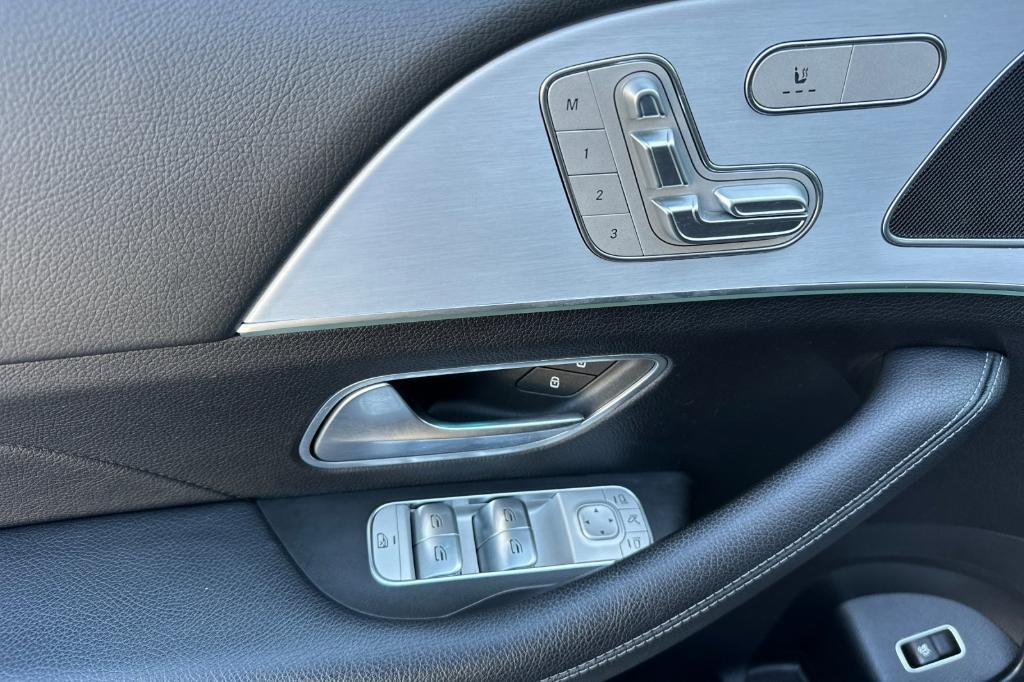 used 2022 Mercedes-Benz GLE 350 car, priced at $43,700