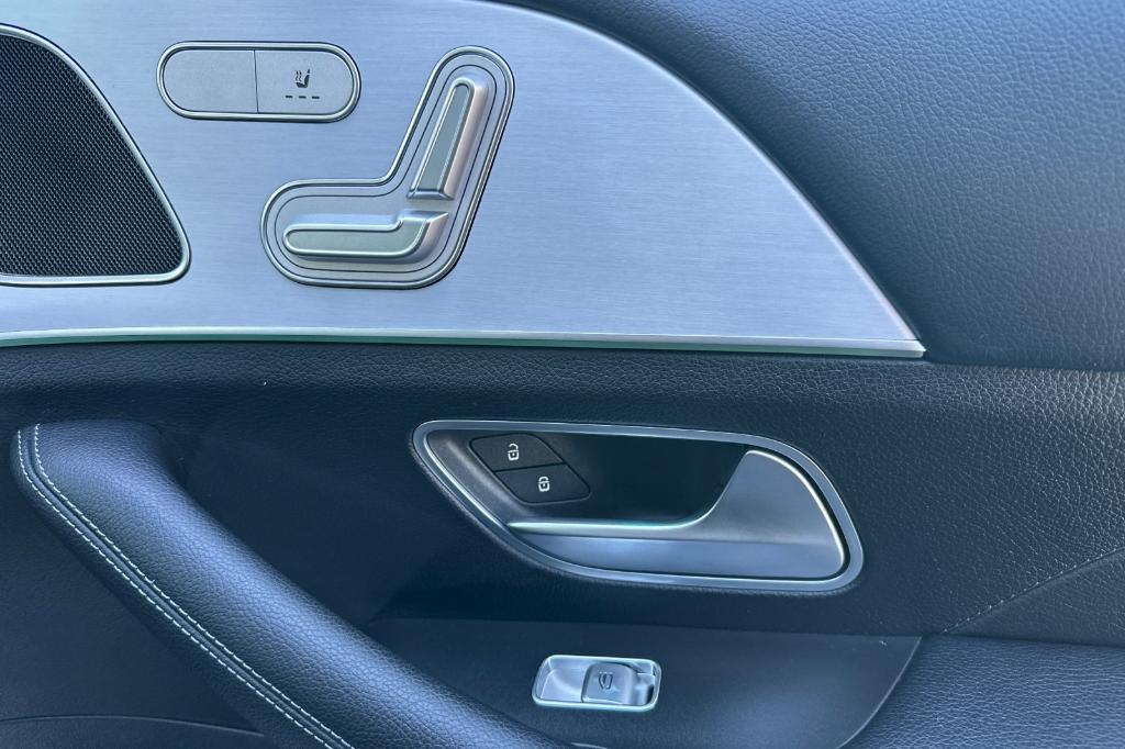 used 2022 Mercedes-Benz GLE 350 car, priced at $43,700