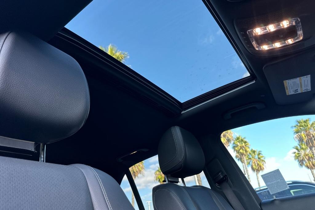 used 2022 Mercedes-Benz GLE 350 car, priced at $43,700