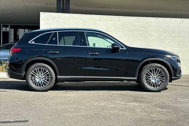 new 2024 Mercedes-Benz GLC 300 car, priced at $53,525