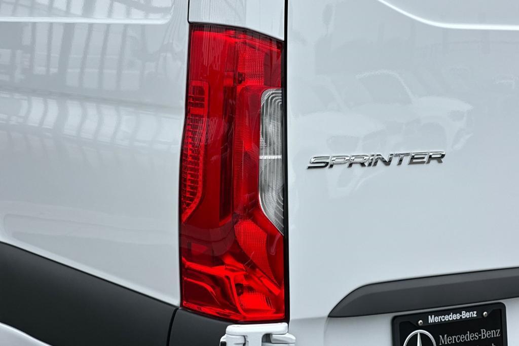 new 2025 Mercedes-Benz Sprinter 2500 car, priced at $68,612