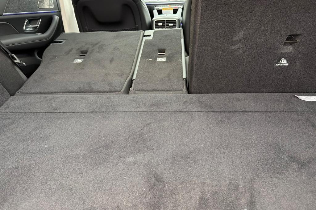 new 2026 Mercedes-Benz GLE 350 car, priced at $72,850