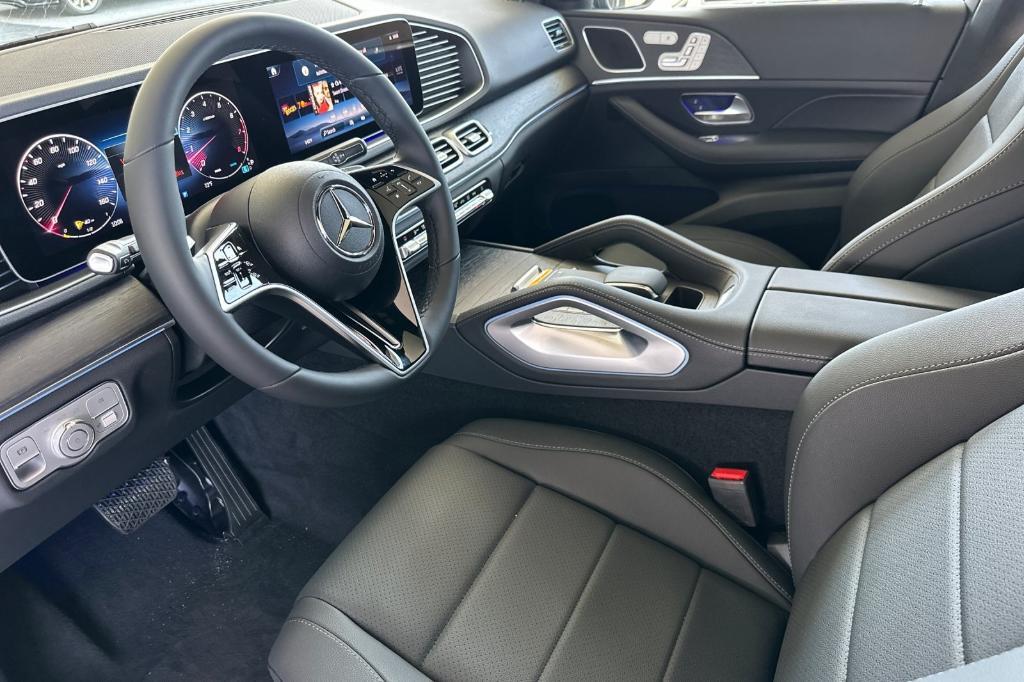 new 2025 Mercedes-Benz GLE 350 car, priced at $65,210