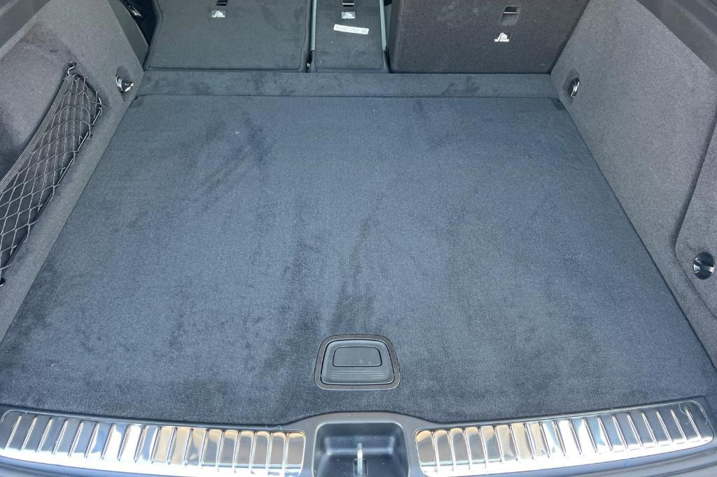 new 2026 Mercedes-Benz GLE 350 car, priced at $70,205