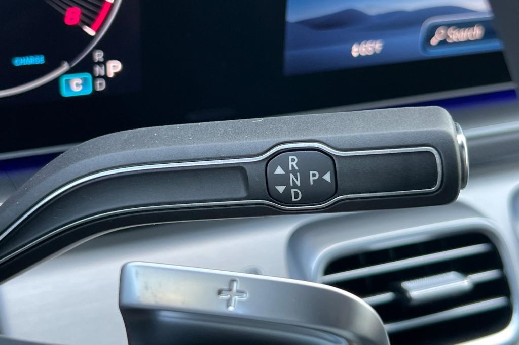 new 2026 Mercedes-Benz GLE 350 car, priced at $70,205