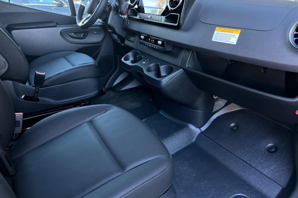 new 2025 Mercedes-Benz Sprinter 2500 car, priced at $78,921