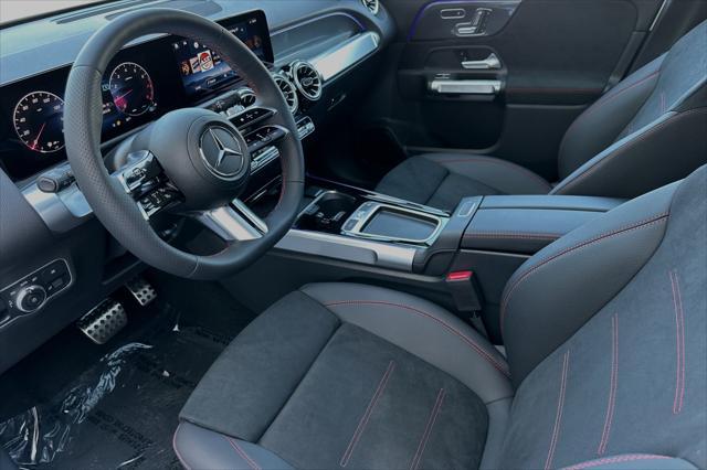 new 2024 Mercedes-Benz GLB 250 car, priced at $52,815