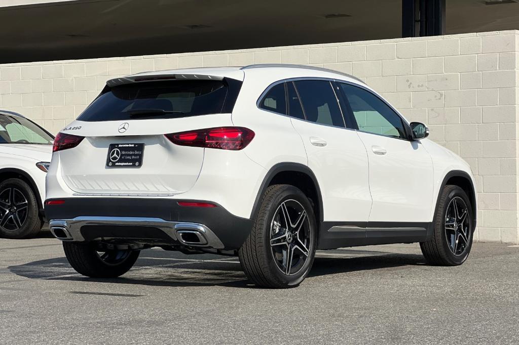 new 2026 Mercedes-Benz GLA 250 car, priced at $44,920