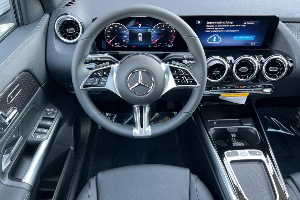 new 2026 Mercedes-Benz GLA 250 car, priced at $44,920