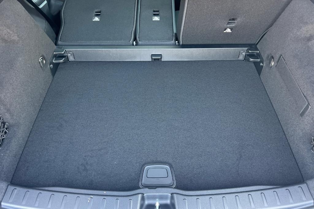 new 2026 Mercedes-Benz GLA 250 car, priced at $44,920