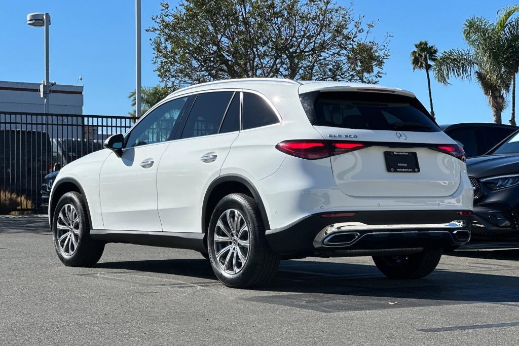 used 2023 Mercedes-Benz GLC 300 car, priced at $36,900