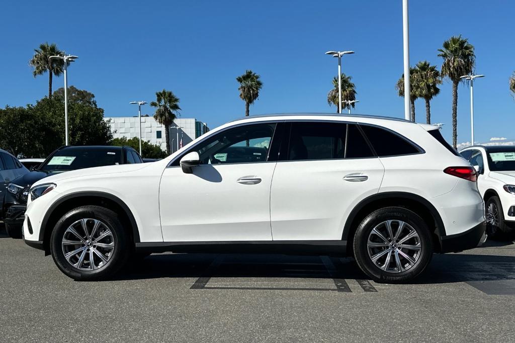 used 2023 Mercedes-Benz GLC 300 car, priced at $36,900
