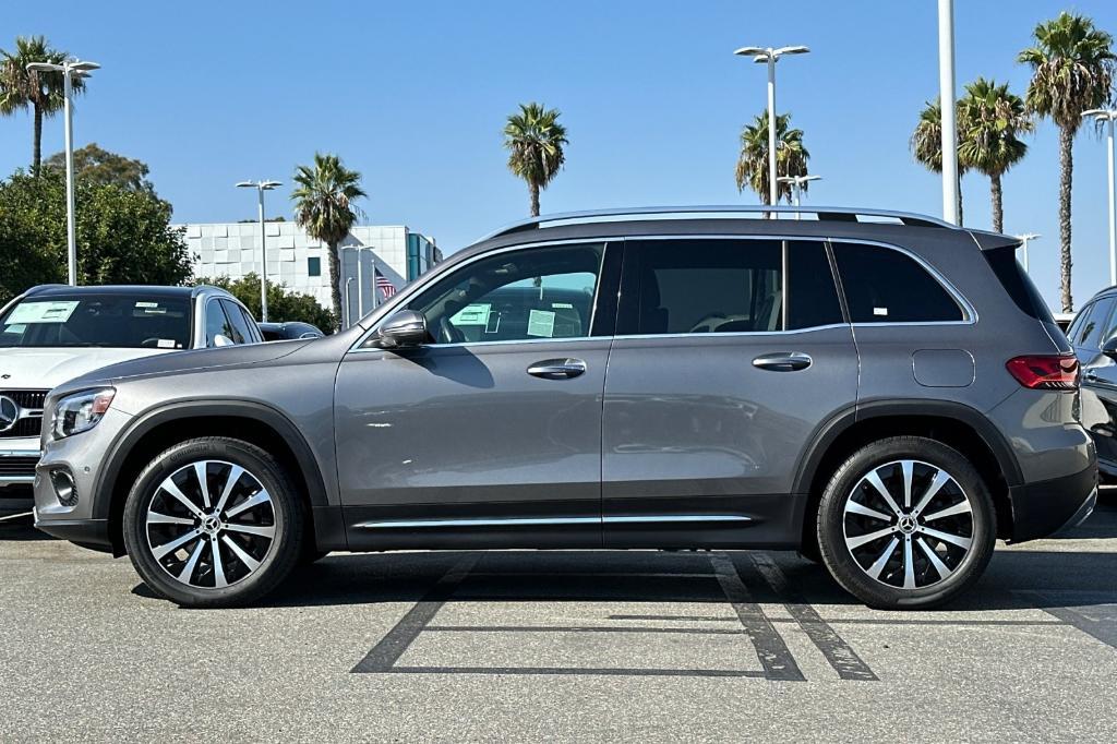 used 2023 Mercedes-Benz GLB 250 car, priced at $30,900