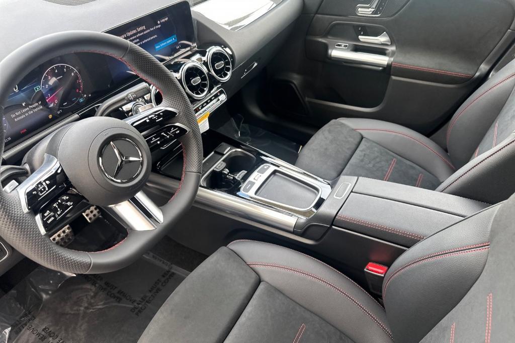 new 2026 Mercedes-Benz GLA 250 car, priced at $47,000