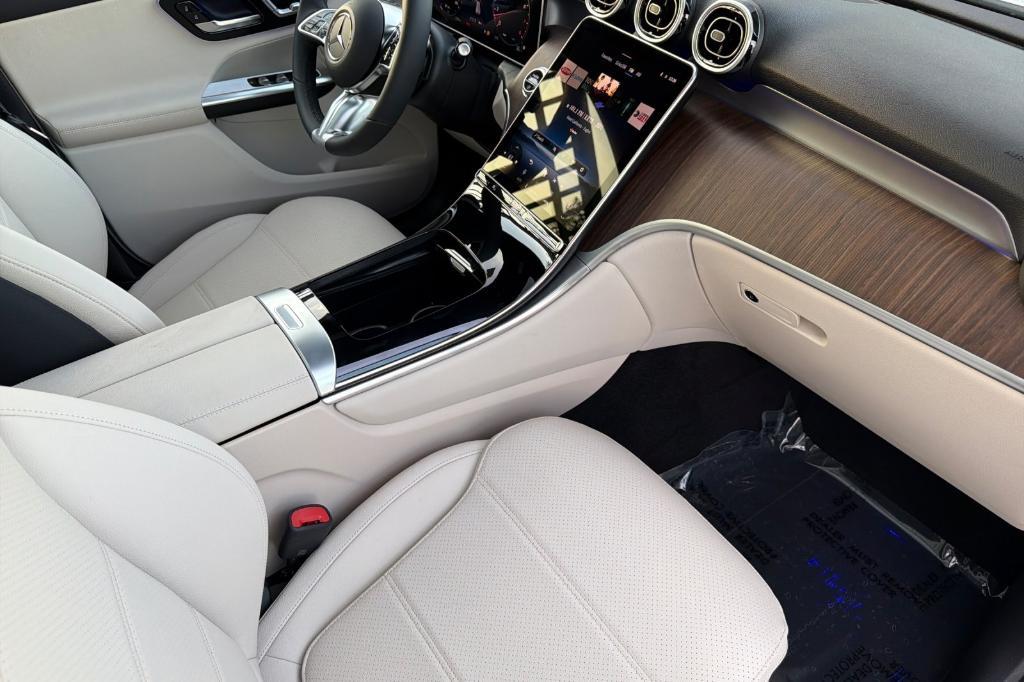 new 2026 Mercedes-Benz GLC 300 car, priced at $53,085