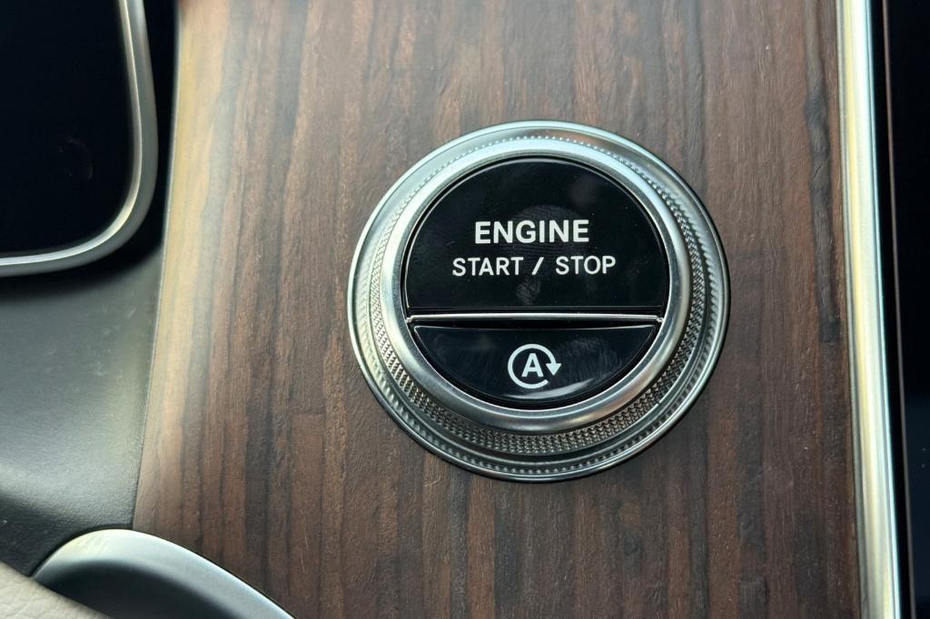 new 2026 Mercedes-Benz GLC 300 car, priced at $53,085