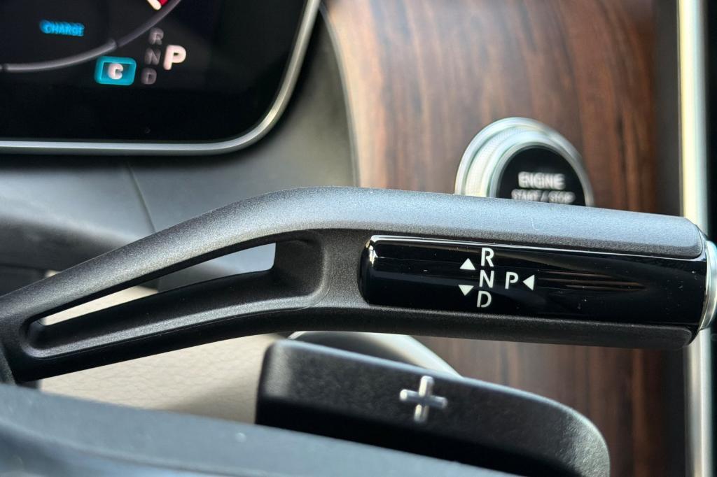 new 2026 Mercedes-Benz GLC 300 car, priced at $53,085