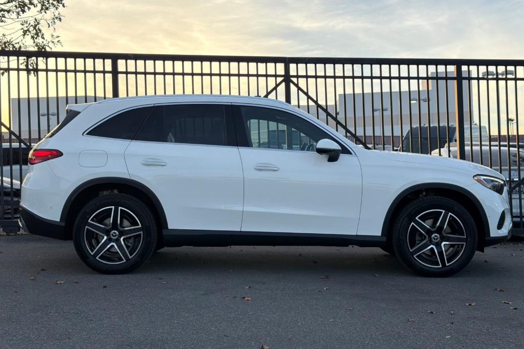 new 2026 Mercedes-Benz GLC 300 car, priced at $53,085
