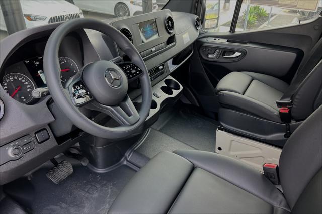 new 2024 Mercedes-Benz Sprinter 2500 car, priced at $69,348