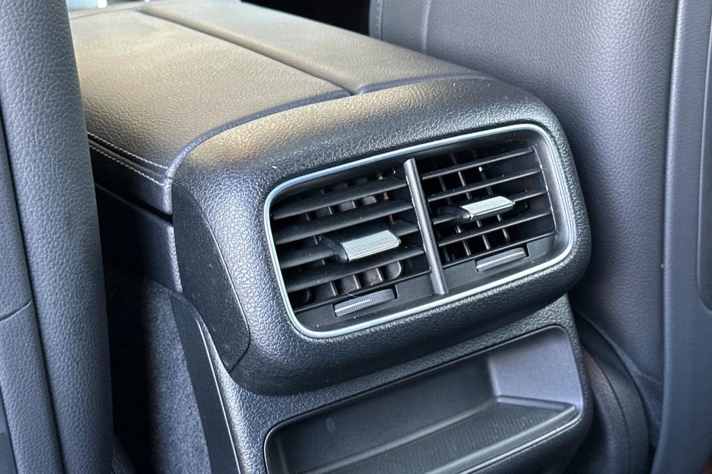 used 2020 Mercedes-Benz GLE 350 car, priced at $33,200