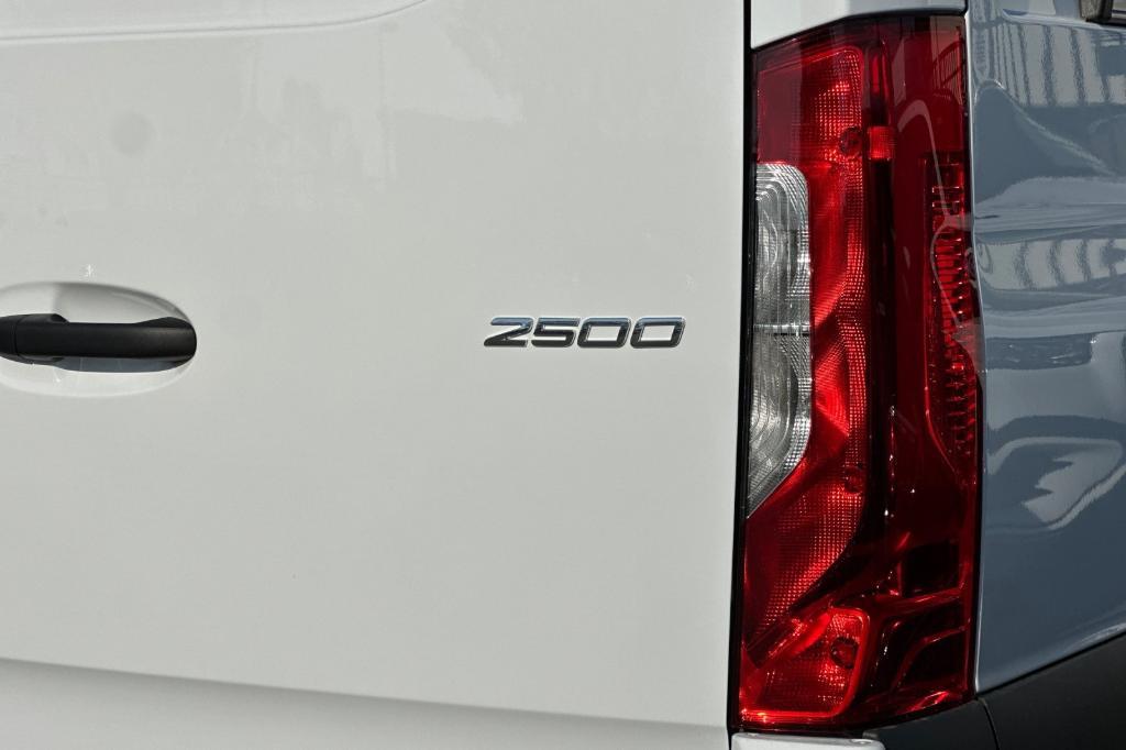 new 2025 Mercedes-Benz Sprinter 2500 car, priced at $62,168