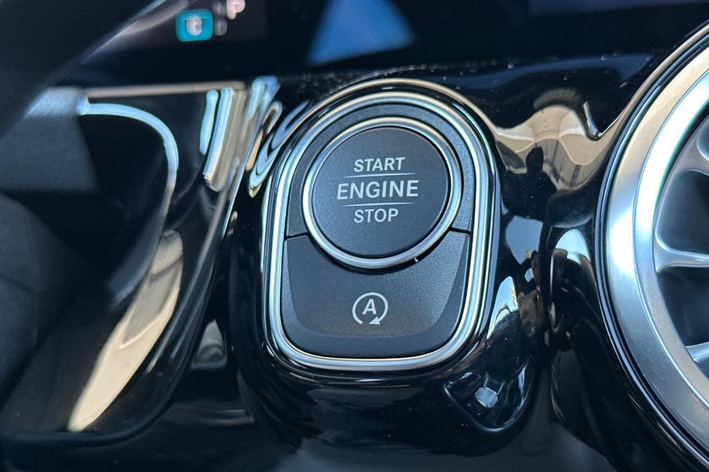 new 2026 Mercedes-Benz GLA 250 car, priced at $51,505