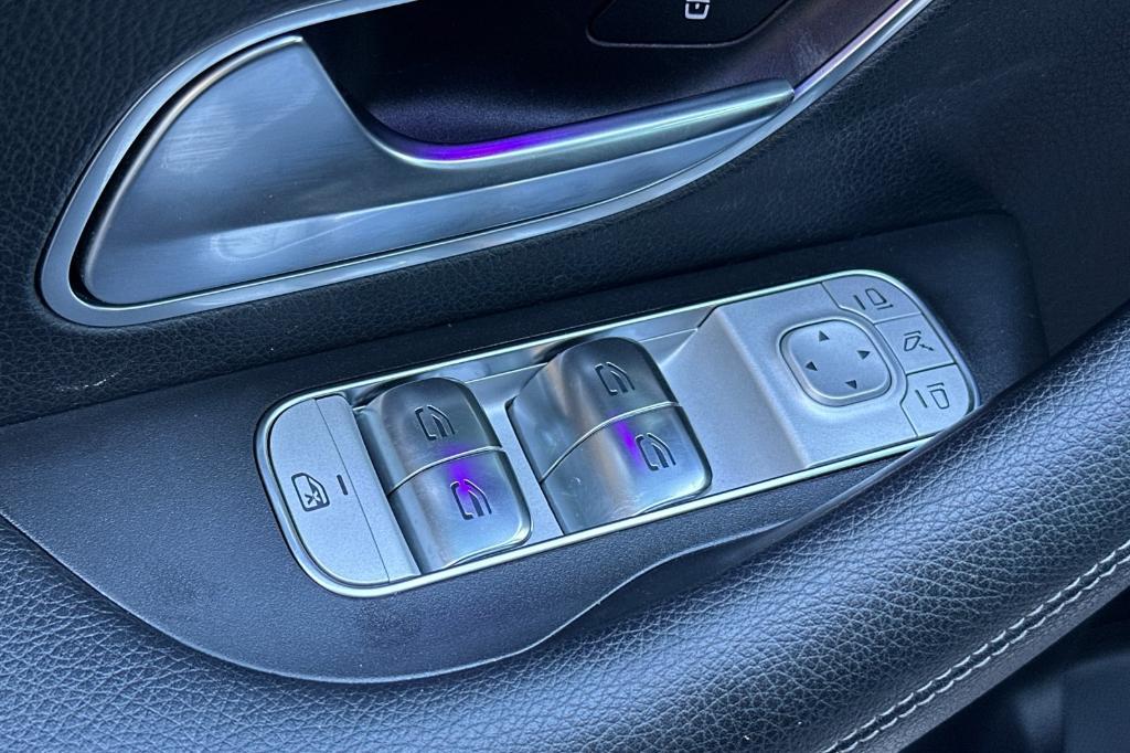 used 2020 Mercedes-Benz GLE 350 car, priced at $34,900