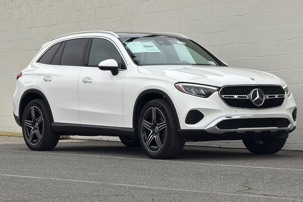 new 2026 Mercedes-Benz GLC 300 car, priced at $53,085