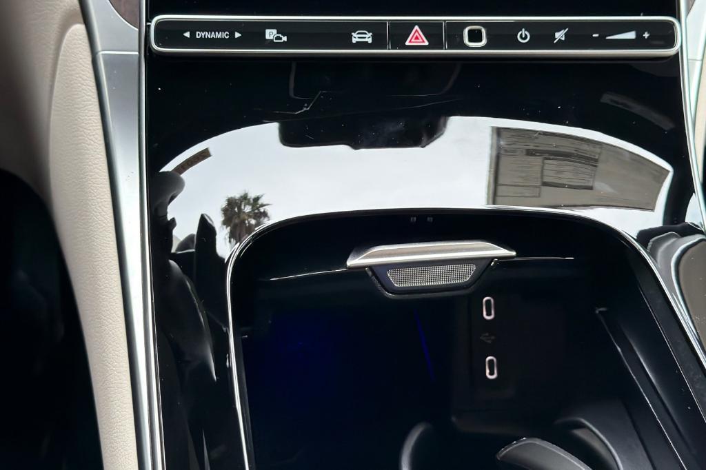 new 2026 Mercedes-Benz GLC 300 car, priced at $53,085