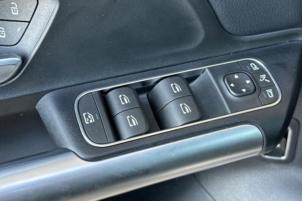 used 2025 Mercedes-Benz GLA 250 car, priced at $38,900