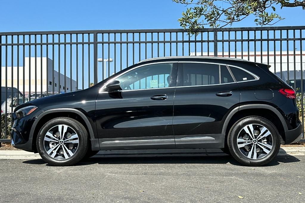 used 2025 Mercedes-Benz GLA 250 car, priced at $38,900