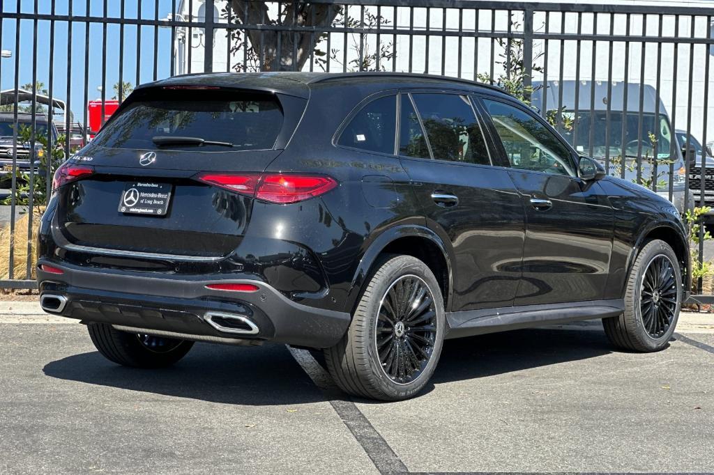 new 2025 Mercedes-Benz GLC 300 car, priced at $60,125