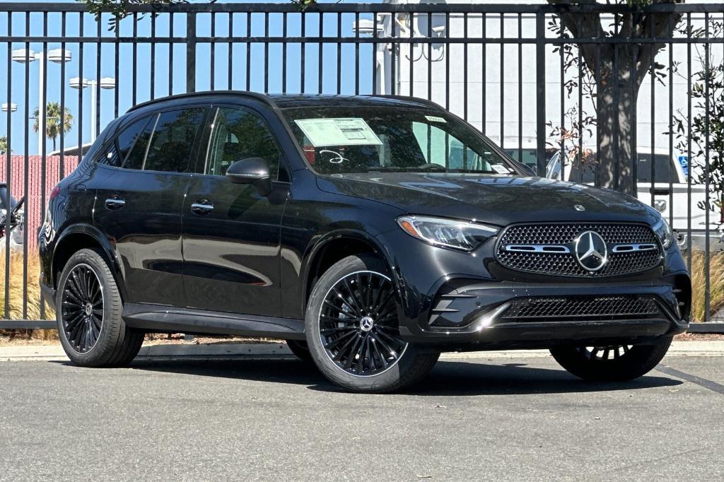 new 2025 Mercedes-Benz GLC 300 car, priced at $60,125