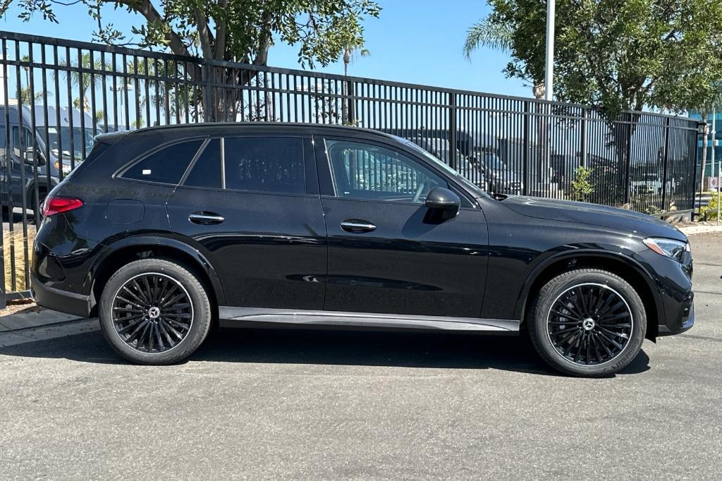 new 2025 Mercedes-Benz GLC 300 car, priced at $60,125