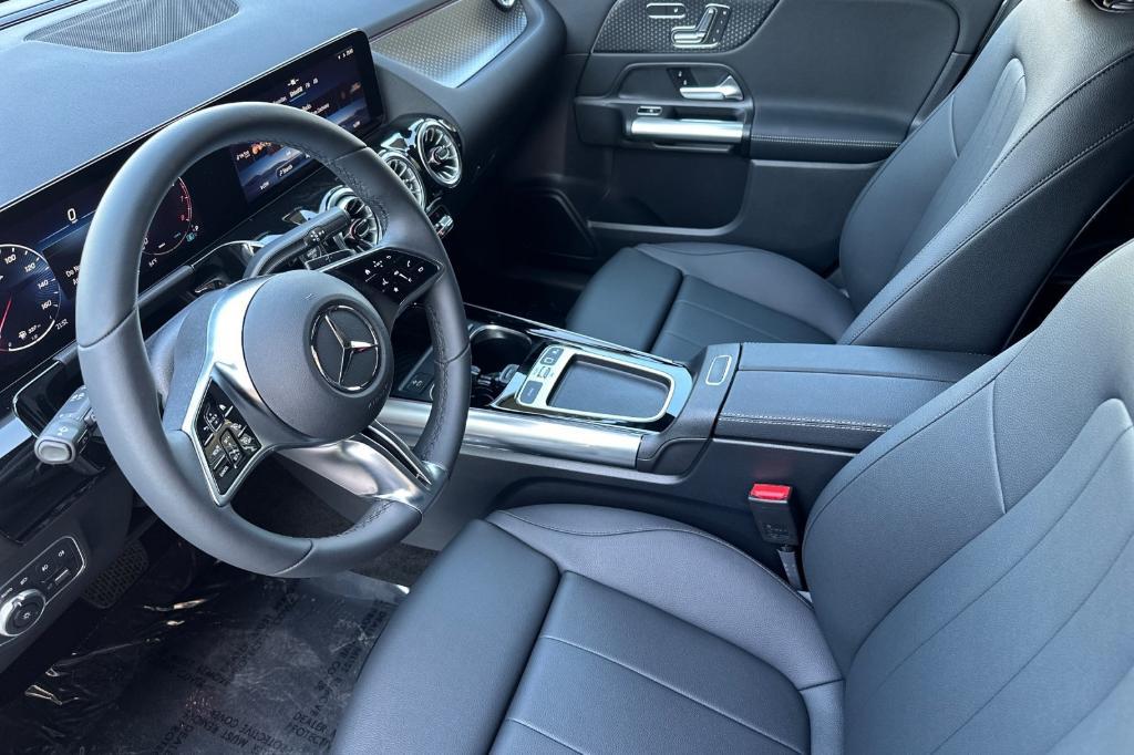 new 2026 Mercedes-Benz GLA 250 car, priced at $46,085