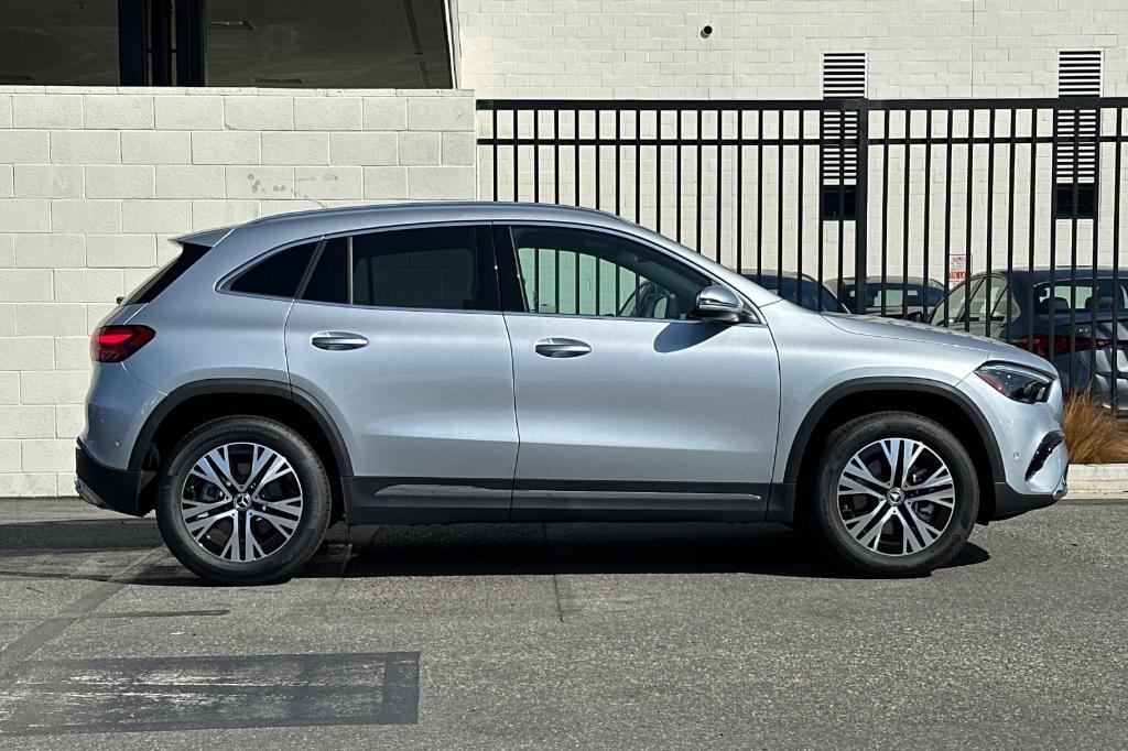 new 2026 Mercedes-Benz GLA 250 car, priced at $46,085