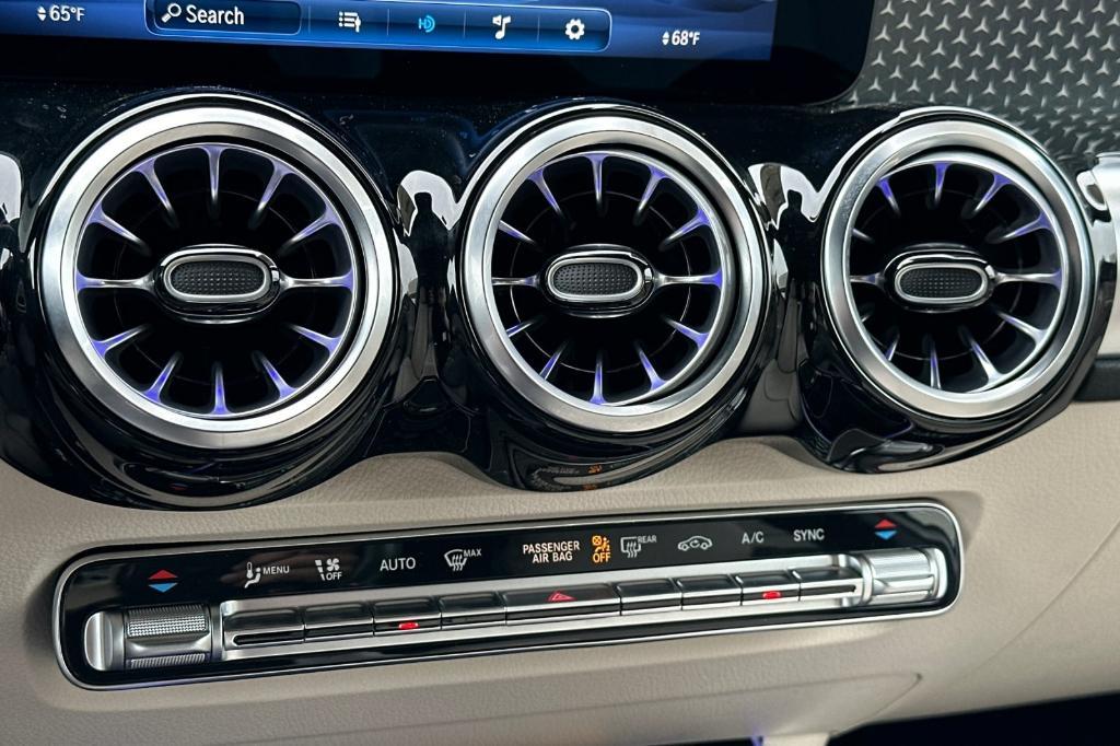 new 2025 Mercedes-Benz GLB 250 car, priced at $47,145