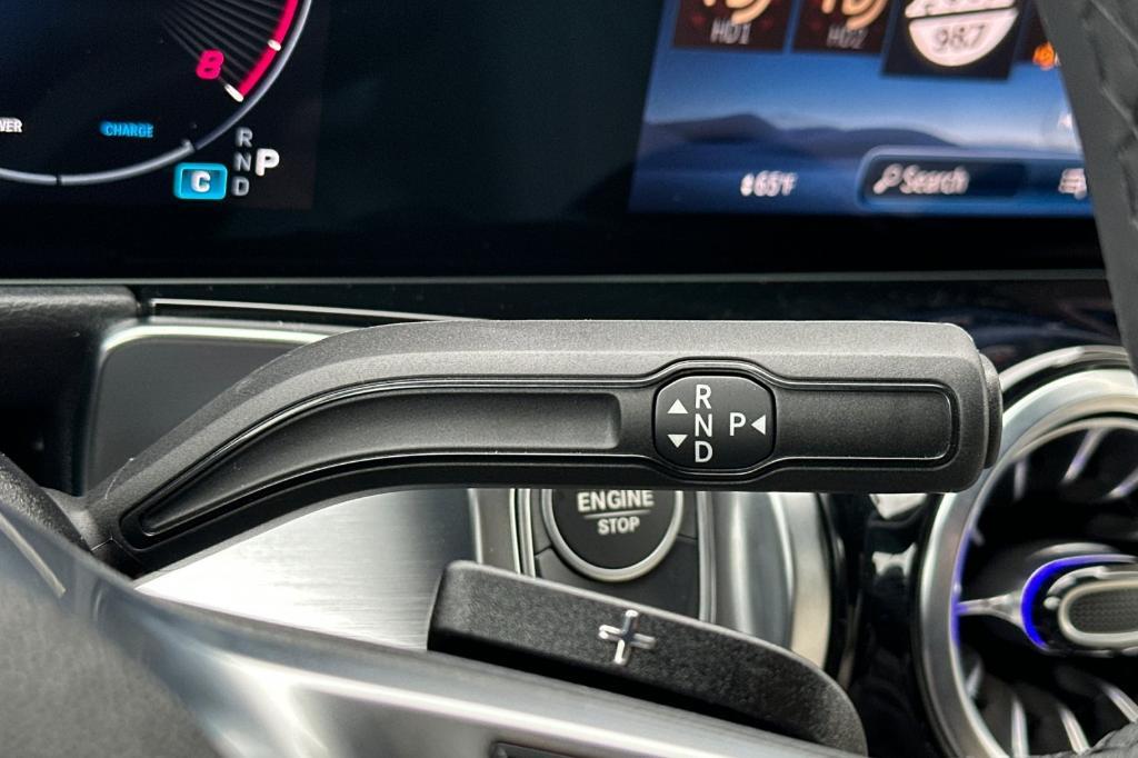 new 2025 Mercedes-Benz GLB 250 car, priced at $47,145