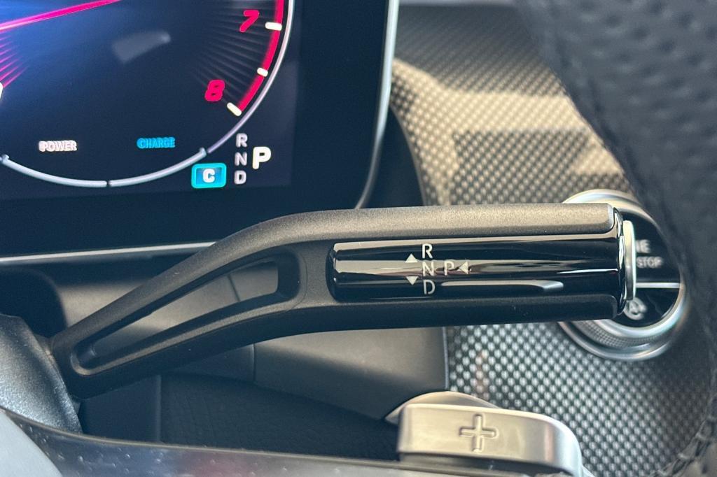 new 2025 Mercedes-Benz GLC 300 car, priced at $57,810