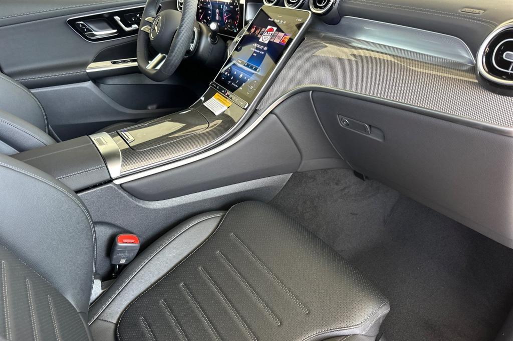 new 2025 Mercedes-Benz GLC 300 car, priced at $57,810