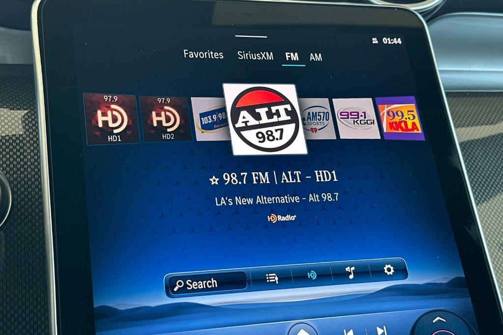 new 2025 Mercedes-Benz GLC 300 car, priced at $57,810