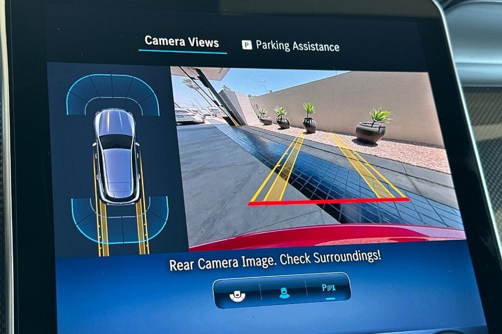 new 2025 Mercedes-Benz GLC 300 car, priced at $57,810