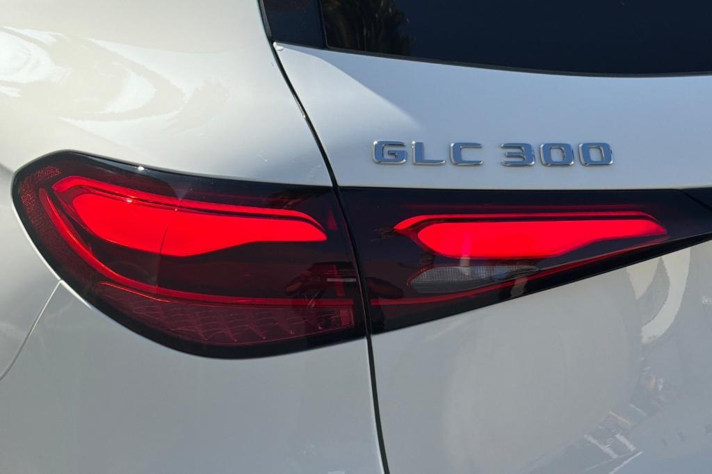 new 2026 Mercedes-Benz GLC 300 car, priced at $53,085