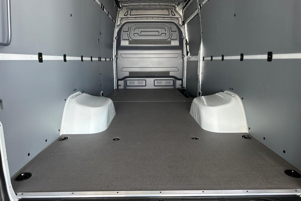 new 2025 Mercedes-Benz Sprinter 3500 car, priced at $74,551